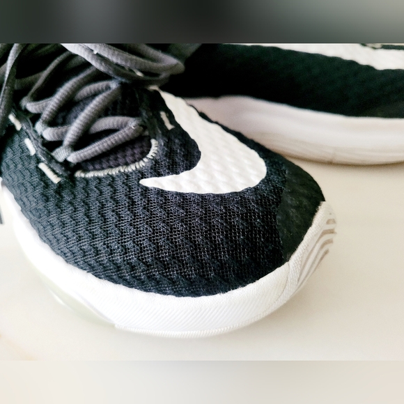 Nike Zoom Rize Team Black&White Men\'s Sneakers Hi-Top US 8 main image 16